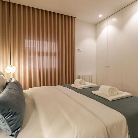 Santa Luzia Views - Modern City Centre Apartment With Iconic Views Viana do Castelo Exterior photo