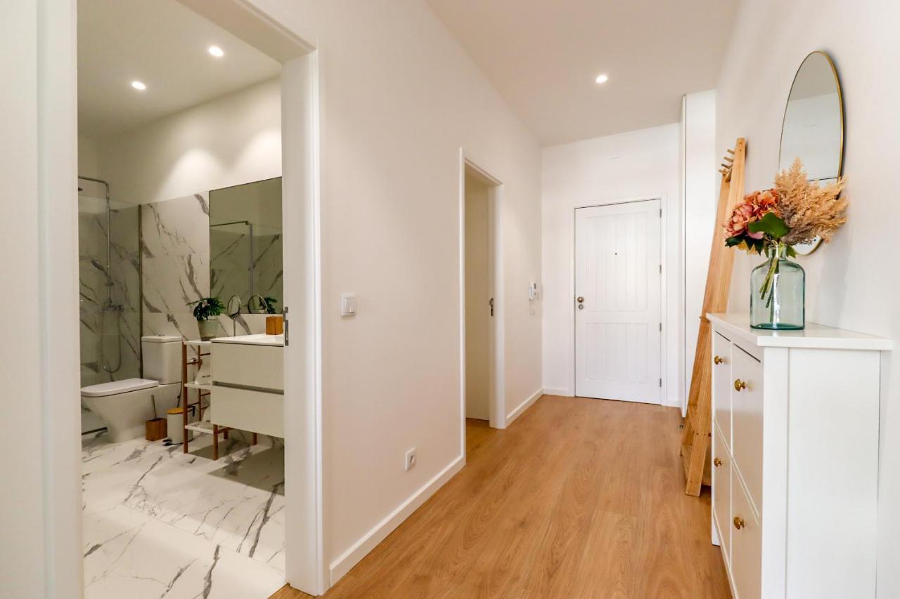 Santa Luzia Views - Modern City Centre Apartment With Iconic Views Viana do Castelo Exterior photo