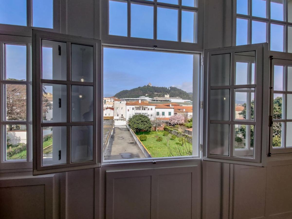 Santa Luzia Views - Modern City Centre Apartment With Iconic Views Viana do Castelo Exterior photo